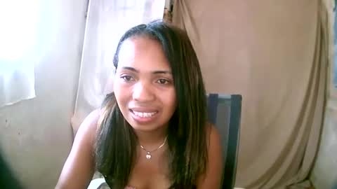 Snapshot of miorah chatting on 02/14/25, 10:07 miorah online show from 02/14/25, 10:07