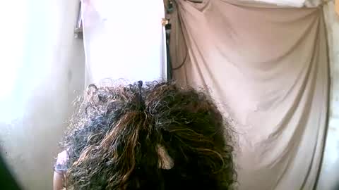 Snapshot of miorah chatting on 02/18/25, 10:05 miorah online show from 02/18/25, 10:05