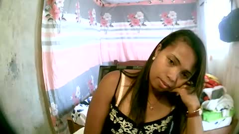 Snapshot of miorah chatting on 02/24/25, 12:59 miorah online show from 02/24/25, 12:59