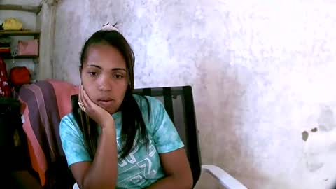 Snapshot of miorah chatting on 03/07/25, 09:51 miorah online show from 03/07/25, 09:51