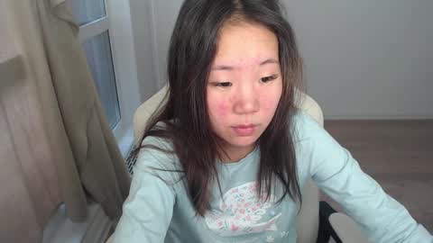 mira_g online show from 03/12/25, 11:20