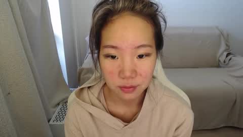 mira_g online show from 09/24/25, 06:28