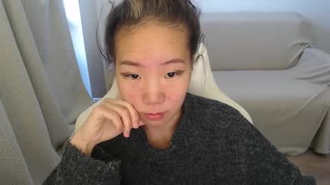 mira_g online show from 09/25/25, 06:39