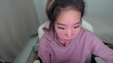 mira_g online show from 11/21/25, 01:21