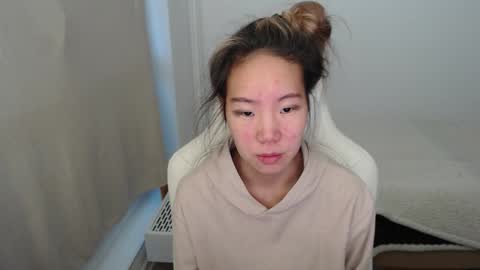 mira_g online show from 11/27/25, 12:29