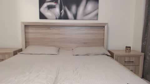 mira_jade online show from 09/18/25, 06:43