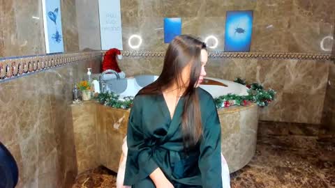 Mira online show from 01/18/25, 01:52