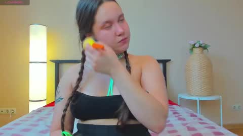 Mira online show from 02/04/25, 04:05