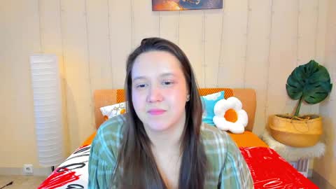 Snapshot of mira_karter chatting on 04/09/26, 06:19 Mira online show from 04/09/26, 06:19