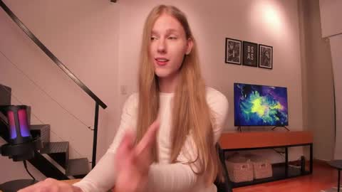 Mira online show from 04/06/26, 02:42