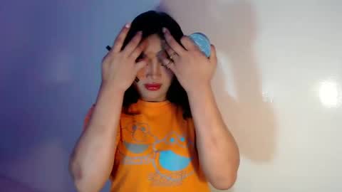 Snapshot of mira_luna222 chatting on 02/05/25, 06:46 Mira Bella online show from 02/05/25, 06:46