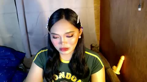 Mira Bella online show from 11/26/25, 03:46