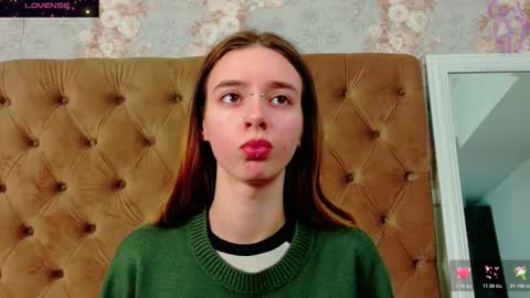 mira_lynxx online show from 11/20/25, 03:39