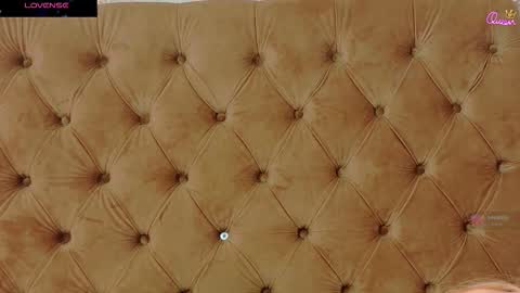 mira_lynxx online show from 01/19/26, 05:11