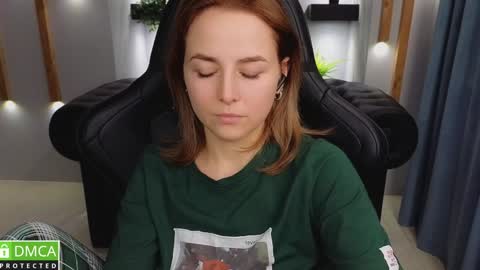 Mira online show from 01/12/25, 07:32