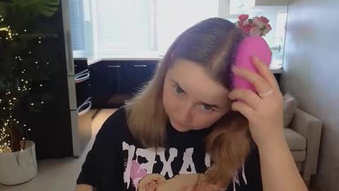 Mira online show from 03/23/26, 08:18