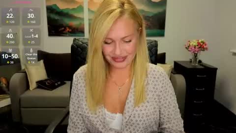 Snapshot of mira_whitme chatting on 07/29/26, 11:52 Mira online show from 07/29/26, 11:52
