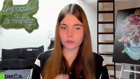 Snapshot of miraa_bloom chatting on 03/22/26, 02:31 miraa_bloom online show from 03/22/26, 02:31