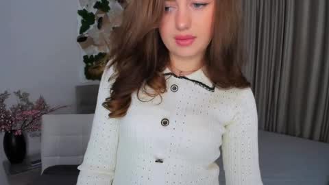 Emma online show from 02/10/25, 10:40