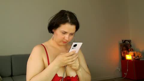 Meera online show from 05/27/26, 03:42
