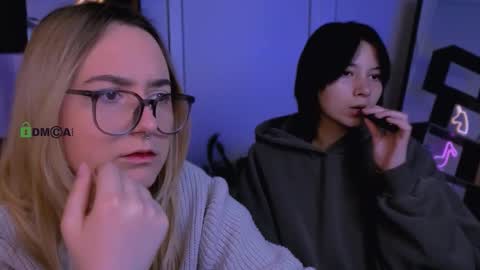 Snapshot of miraella chatting on 09/29/25, 08:30 Mira online show from 09/29/25, 08:30