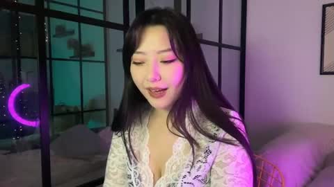 Snapshot of mirafloat chatting on 11/22/25, 12:04 mirafloat online show from 11/22/25, 12:04