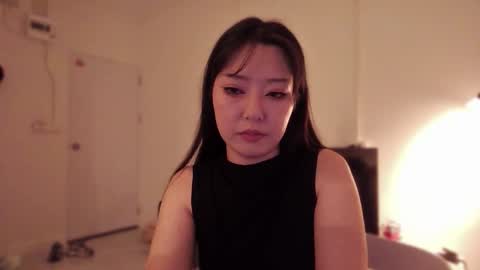 Snapshot of mirafloat chatting on 12/19/25, 12:12 mirafloat online show from 12/19/25, 12:12