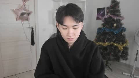              online show from 01/05/25, 05:30