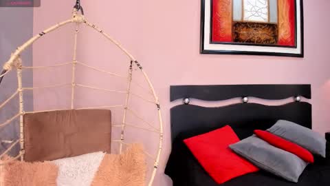    online show from 11/15/25, 12:23