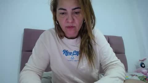 Snapshot of miranda_zacky chatting on 02/26/25, 11:41 Miranda Indep Model Thank you very much for all your support online show from 02/26/25, 11:41