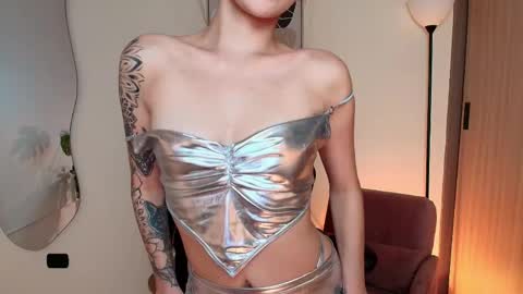 Miranda Shaw online show from 04/25/26, 01:30