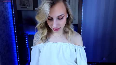 Snapshot of miraraid chatting on 02/10/25, 01:03 miraraid online show from 02/10/25, 01:03