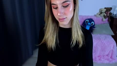 Snapshot of miraraid chatting on 11/12/25, 04:35 miraraid online show from 11/12/25, 04:35