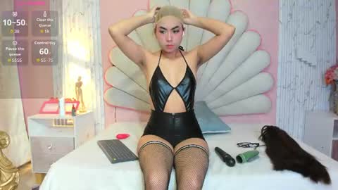 Snapshot of mirarossi chatting on 07/15/26, 08:03 MiraRossi online show from 07/15/26, 08:03