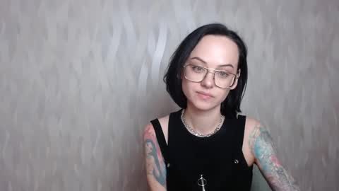 Mira online show from 02/09/25, 02:18