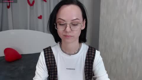 Mira online show from 02/17/25, 06:48