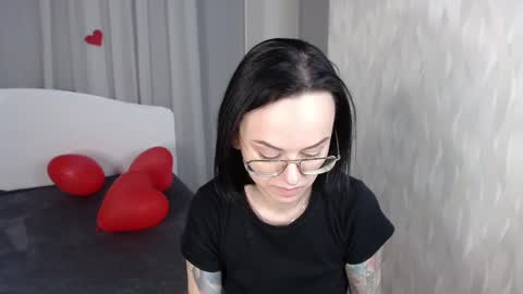 Mira online show from 02/18/25, 10:58