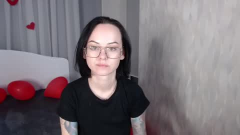 Mira online show from 02/19/25, 02:33