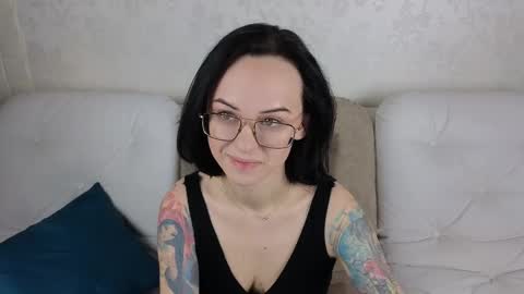 Mira online show from 03/06/25, 09:09