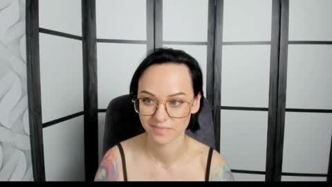 Mira online show from 03/12/25, 03:46