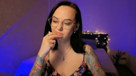 Snapshot of miraskyy chatting on 04/29/26, 04:00 MiraSkyy online show from 04/29/26, 04:00