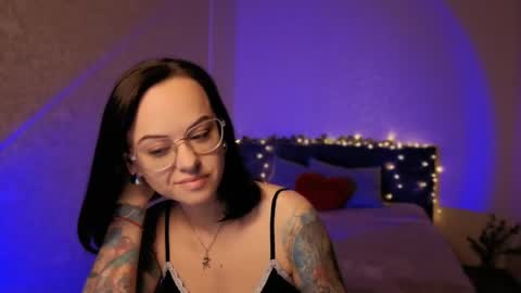Snapshot of miraskyy chatting on 05/06/26, 04:45 MiraSkyy online show from 05/06/26, 04:45