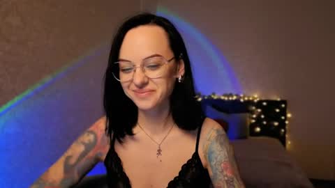 Snapshot of miraskyy chatting on 05/18/26, 07:31 MiraSkyy online show from 05/18/26, 07:31