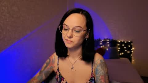 Snapshot of miraskyy chatting on 05/22/26, 06:35 MiraSkyy online show from 05/22/26, 06:35