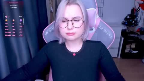 Snapshot of miray_kuriyama chatting on 02/21/26, 06:20 Kira online show from 02/21/26, 06:20