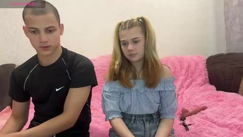 mirelcouple online show from 06/01/26, 03:25