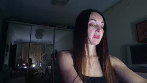 Christina online show from 06/19/26, 09:07