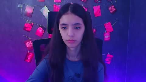 Snapshot of miri_miss chatting on 04/18/26, 05:44 Miri online show from 04/18/26, 05:44