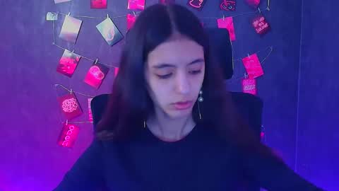 Snapshot of miri_miss chatting on 04/19/26, 05:18 Miri online show from 04/19/26, 05:18