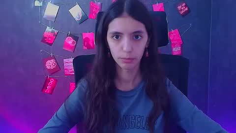 Snapshot of miri_miss chatting on 04/23/26, 12:40 Miri online show from 04/23/26, 12:40
